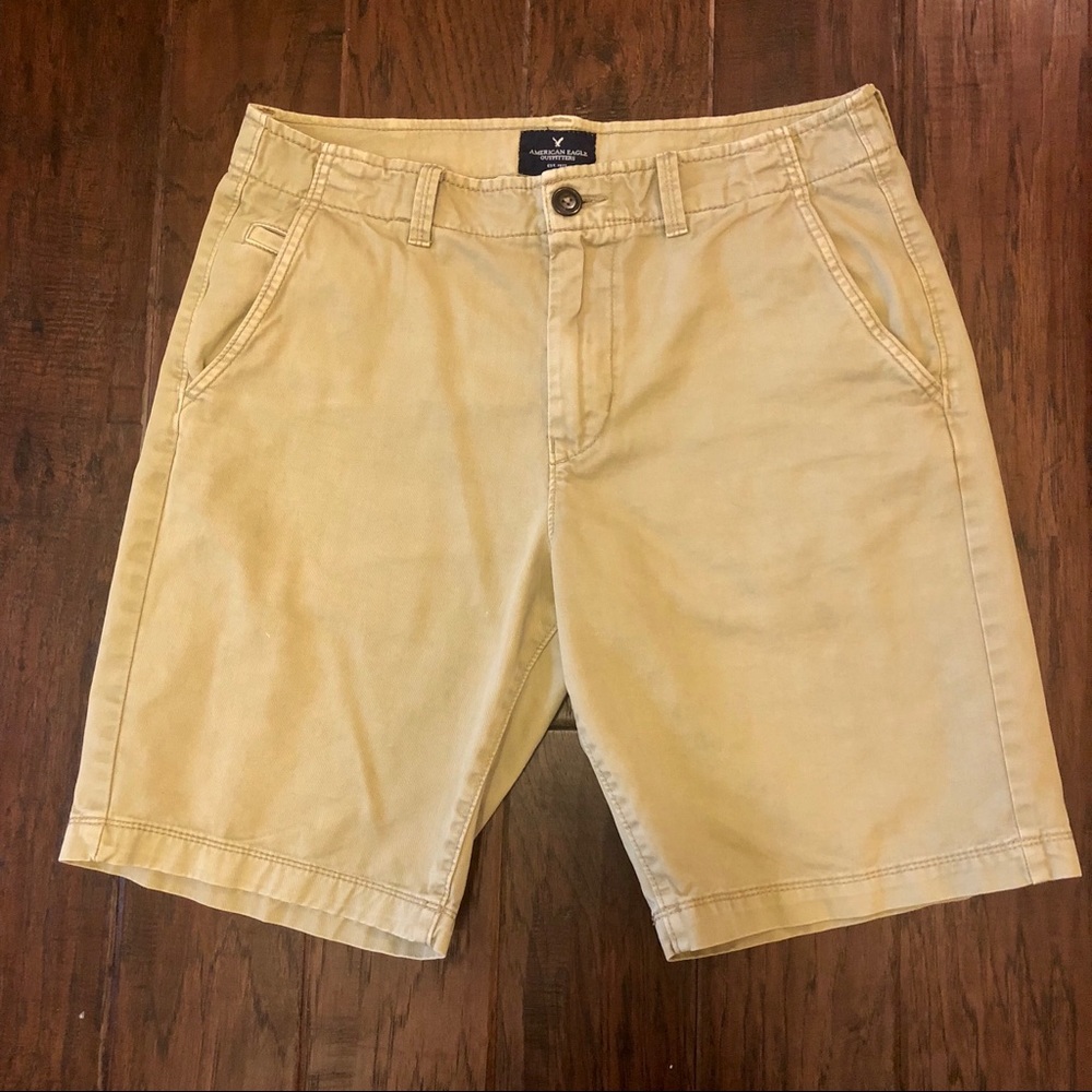 American Eagle khaki shorts
